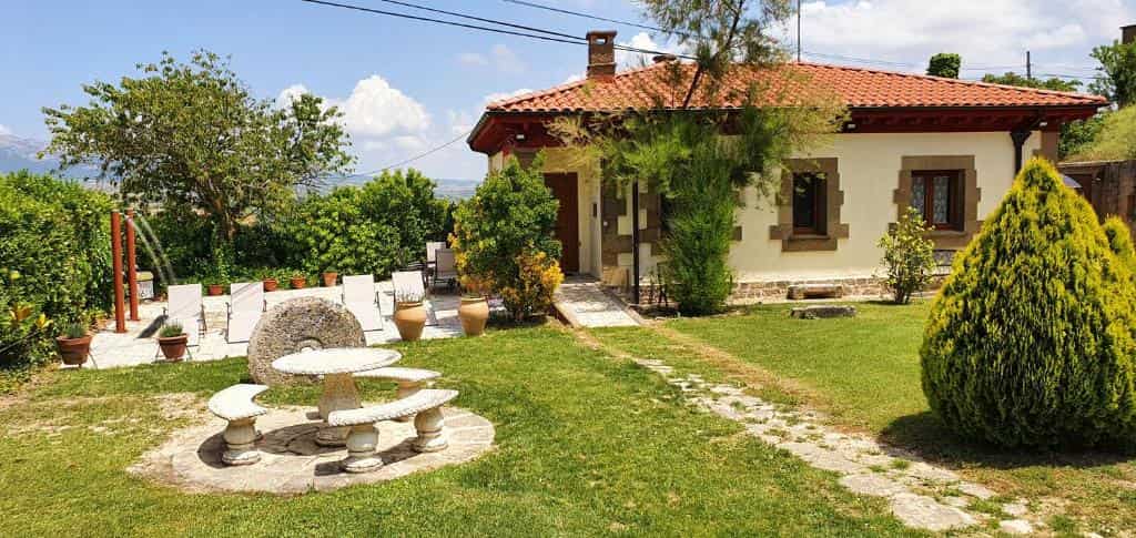 Legado De Zabala, Casa Rural