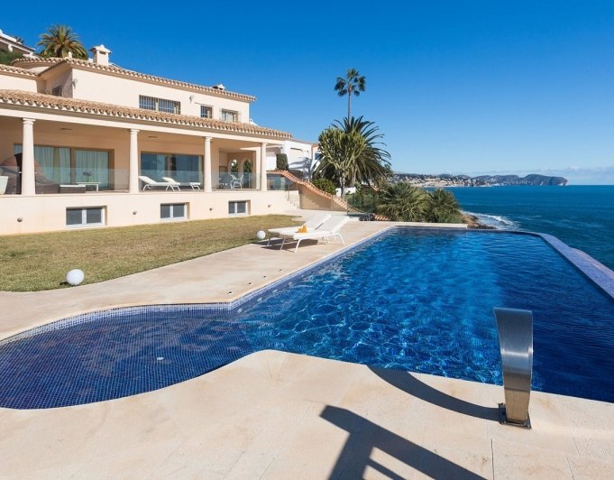 ¡Elige una villa de lujo para pasar tus vacaciones!