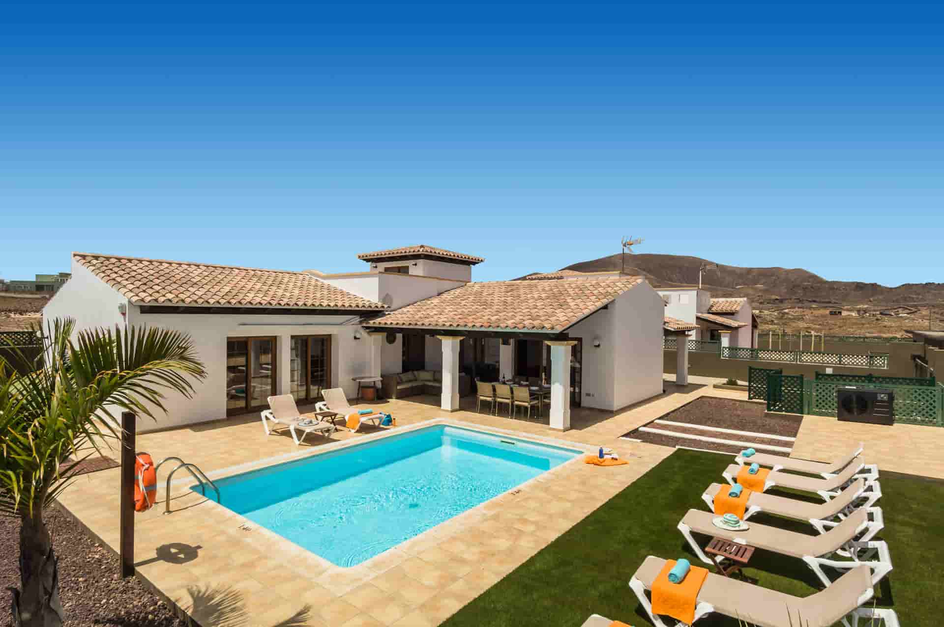 What to do in Corralejo when you go on summer holidays?