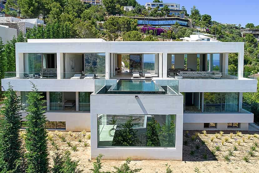 Try a villa rental in Majorca