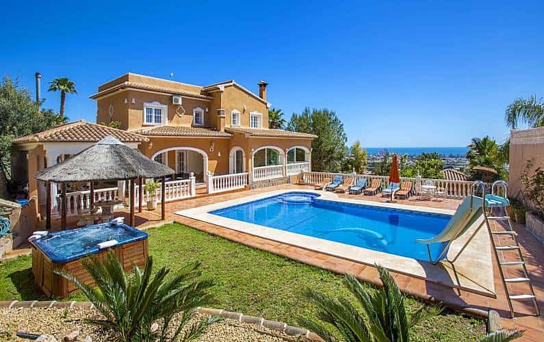 Holiday Villas in Alicante