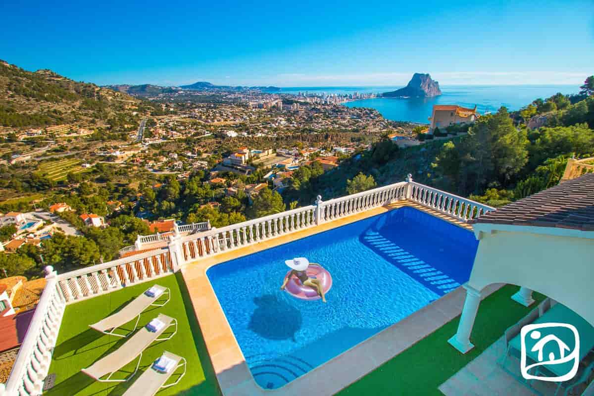 Holidays villas in Calpe