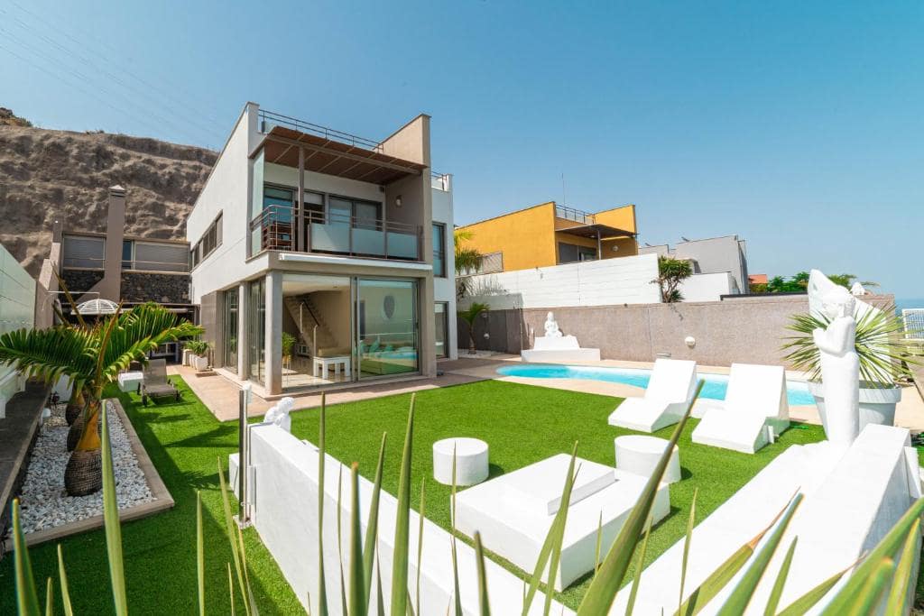 holiday-villas-in-spain-with-private-pool-villas-to-rent